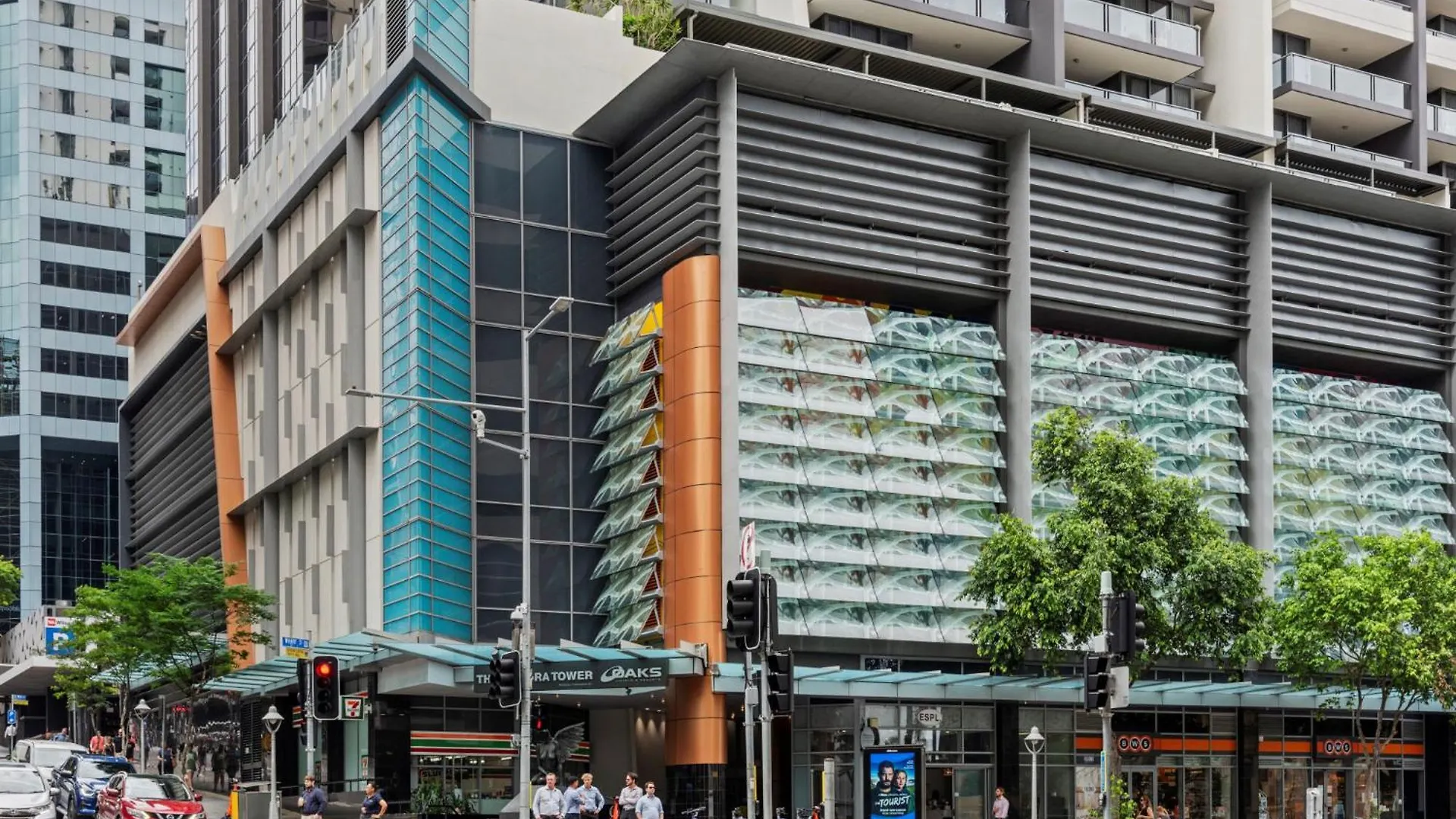Urban Skyline 2-Bed With Pool & Gym Access Apartment Brisbane